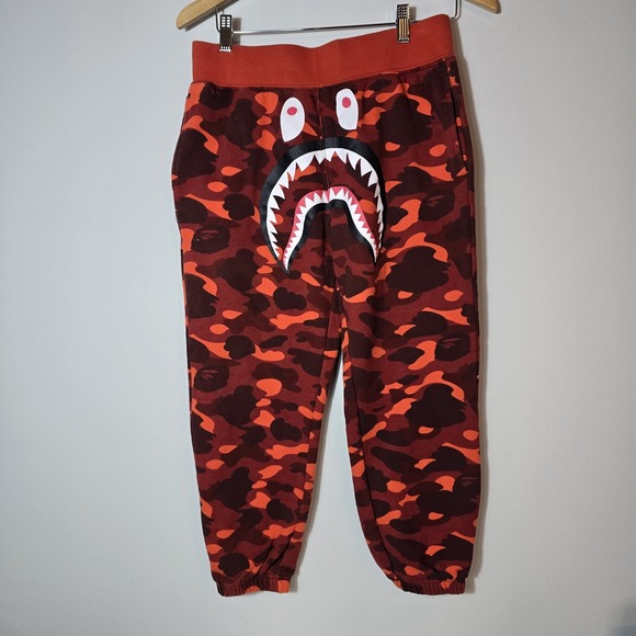 BAPE Shark Sweatpants Youth XL Red Camo A Bathing Ape Streetwear - Picture 1 of 12